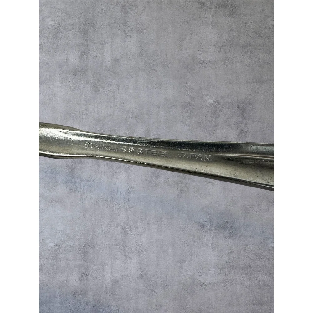 Gravy Ladle 6.5in Stainless Flatware Japan Curved Handle Flower Leaf